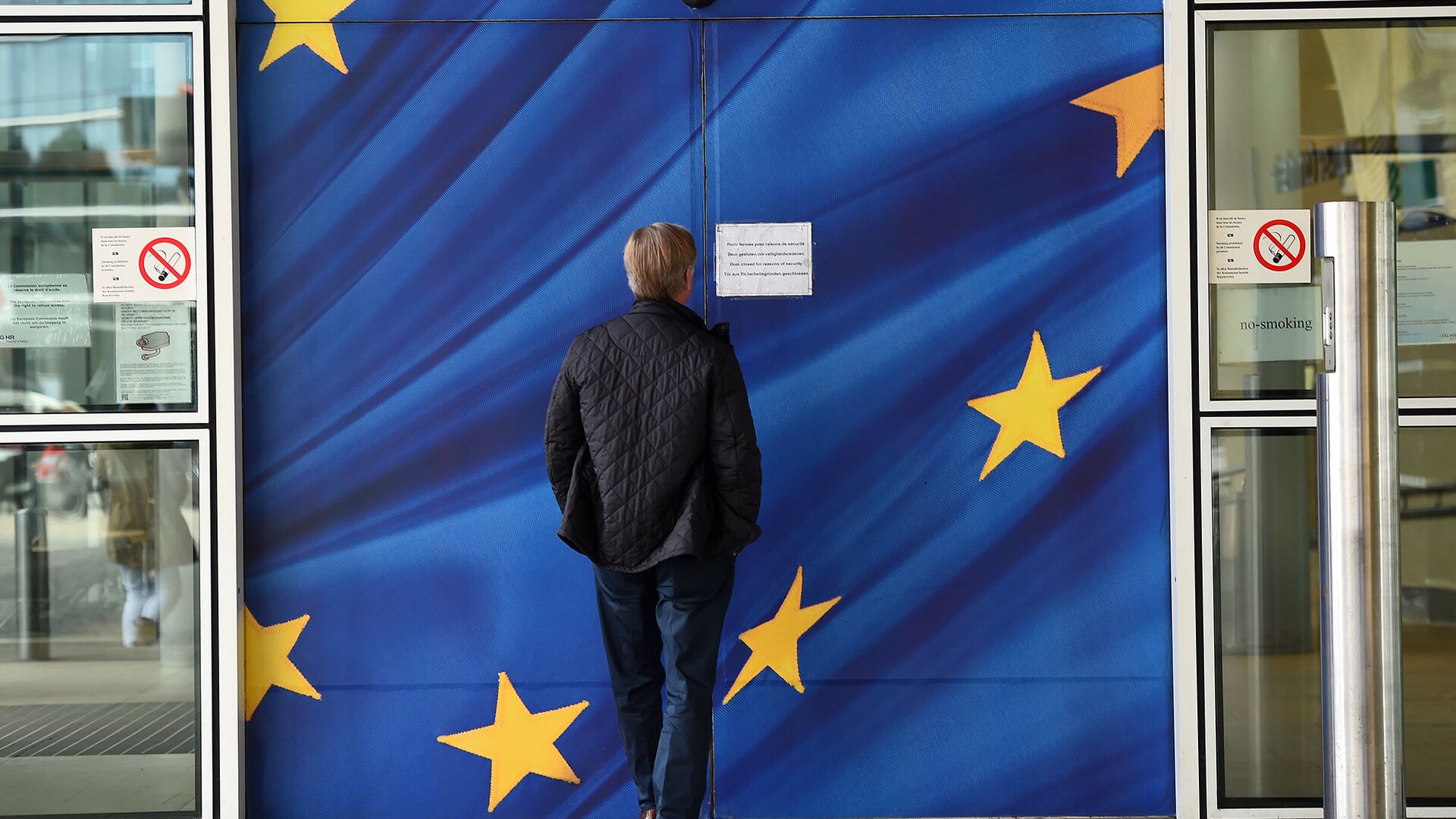 Штаб-квартира Европейской комиссии в Брюсселе, Бельгия Штаб-квартира Европейской комиссии в Брюсселе, Бельгия - ПРАЙМ, 1920, 17.03.2021