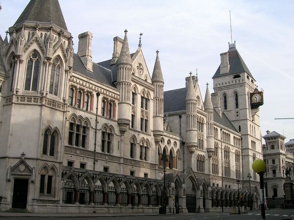 #Высокий суд Лондона