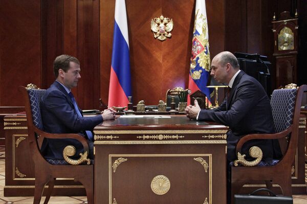 Президент РФ Д.Медведев провел встречу с и.о.министра финансов РФ А.Силуановым
