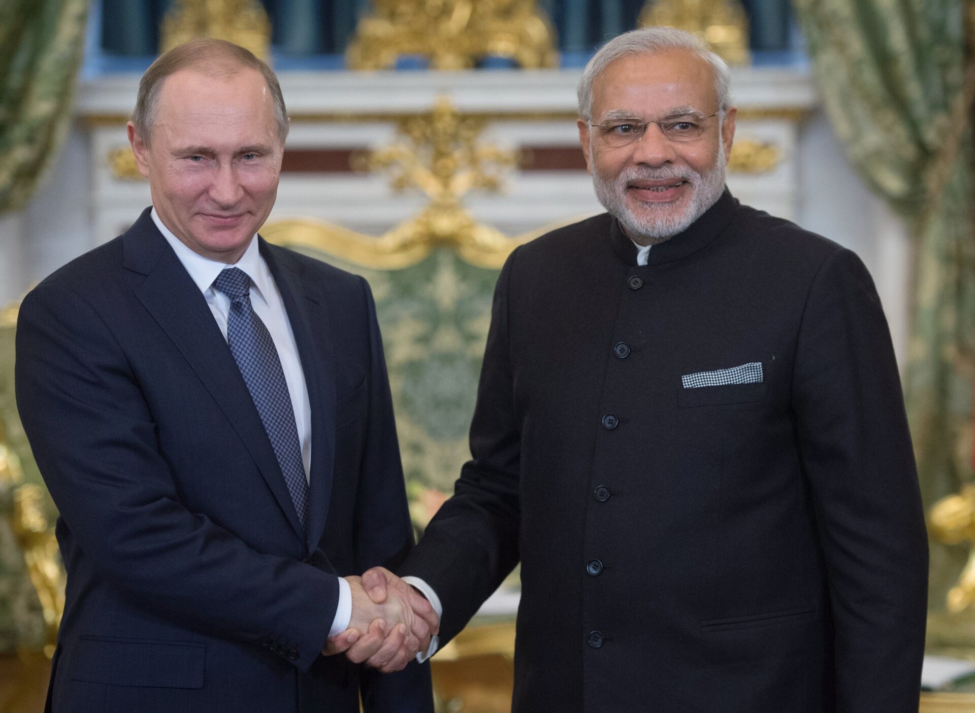 Президент России Владимир Путин и премьер-министр Индии Нарендра Моди во время официальной встречи в Кремле - ПРАЙМ, 1920, 06.12.2021