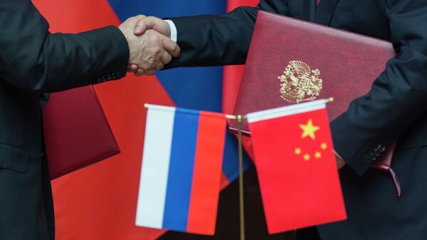 #Владимир Путин и Си Цзиньпин на церемонии подписания  документов по результатам российско-китайских переговоров