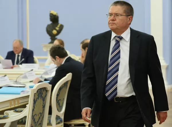 Министр экономического развития РФ Алексей Улюкаев в подмосковной резиденции Горки перед заседанием правительственной комиссии. 16 декабря 2014