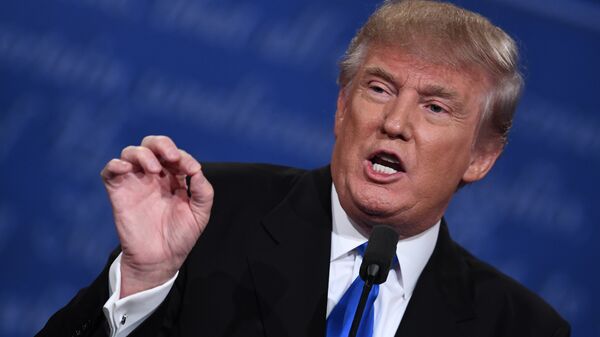 Кандидат в президенты США Дональд Трамп на дебатах