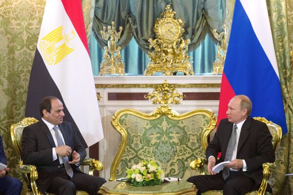 #Президент России Владимир Путин и президент Египета Абдул-Фаттах ас-Сиси