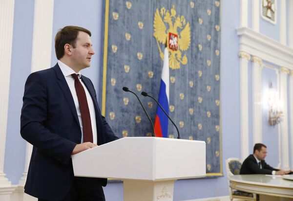 Министр экономического развития РФ Максим Орешкин во время заседание правительства. 13 апреля 2017