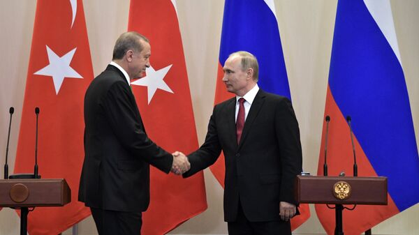 #Президент РФ Владимир Путин и президент Турции Реджеп Тайип Эрдоган во время совместной пресс-конференции по итогам встречи в Сочи. 3 мая 2017