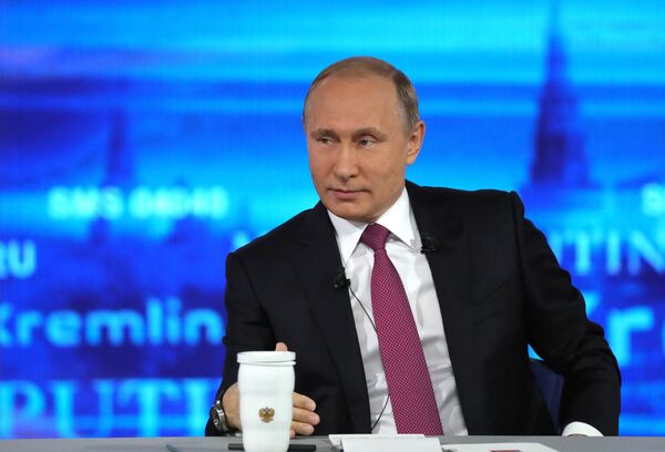 Владимир Путин отвечает на вопросы россиян
