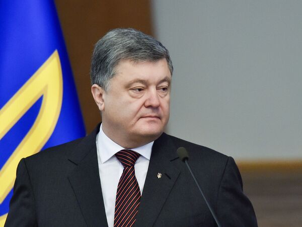 %Президент Украины Петр Порошенко в Киеве