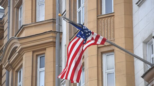 %Здание посольства США в Москве