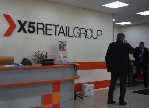 % X5 Retail Group