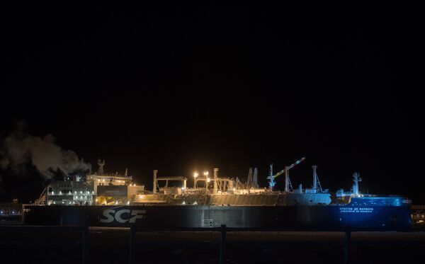 Арктический танкер-газовоз Кристоф де Маржери на побережье Карского моря