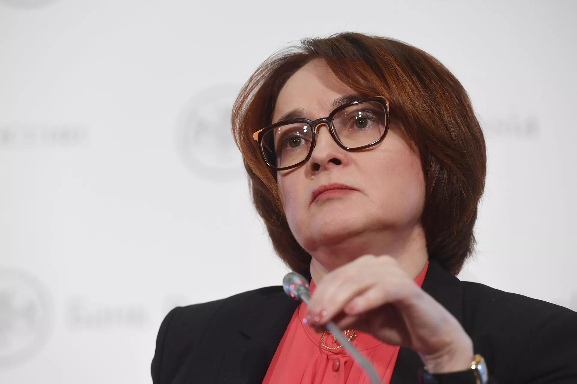 #Председатель Центрального банка РФ Эльвира Набиуллина на пресс-конференции по итогам заседания совета директоров Банка России. 15 декабря 2017 - ПРАЙМ, 1920, 19.03.2021