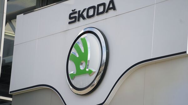 #Логотип компании Skoda.
