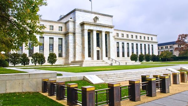 %Здание ФРС США в Вашингтоне