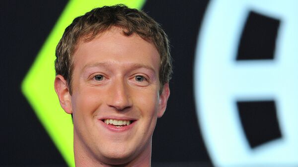 %Основатель и гендиректор социальной сети Facebook Марк Цукерберг
