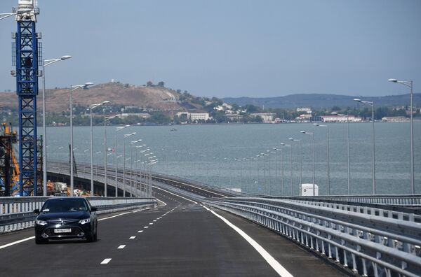 #Открытие автомобильной части Крымского моста