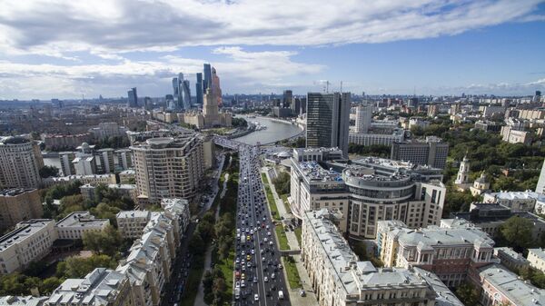 % Москва в преддверии Дня города