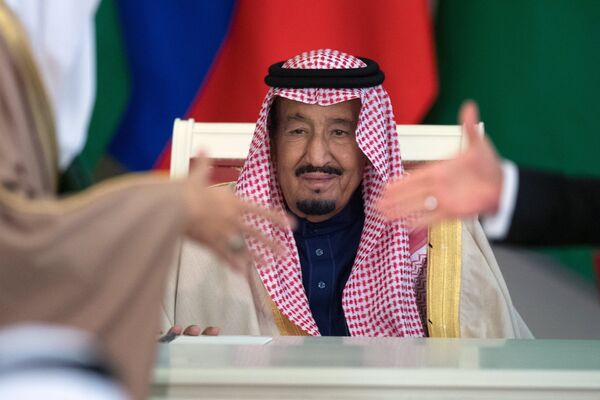 % Король Саудовской Аравии Сальман Бен Абдель Азиз Аль Сауд