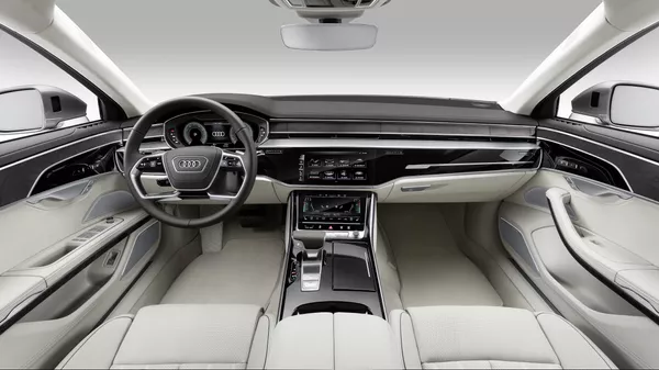 %Audi A8