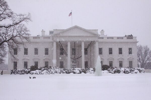 %Здание Белого дома в Вашингтоне