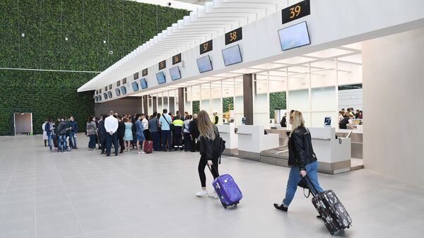 Работа нового терминала аэропорта в Симферополе. 11 апреля 2018