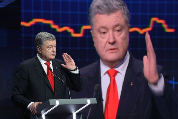%Президент Украины П. Порошенко принял участие в ток-шоу Свобода слова на канале ICTV