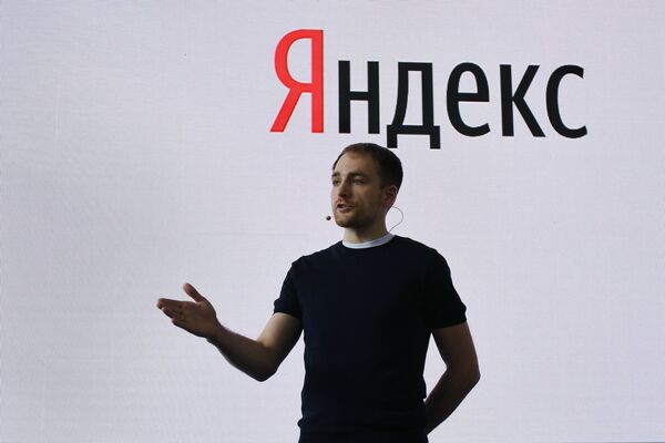 %Яндекс
