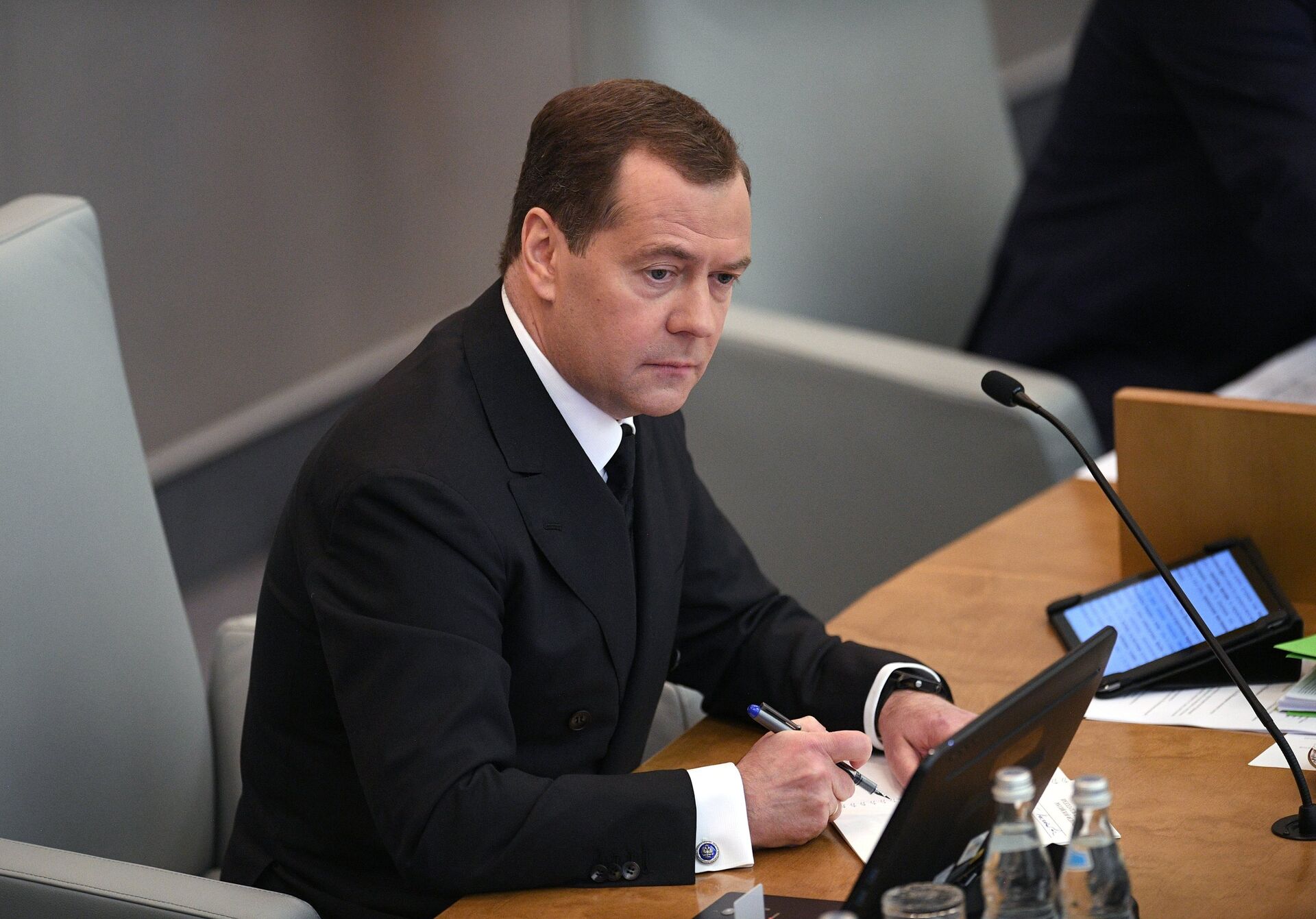 %Бывший премьер РФ Дмитрий Медведев - ПРАЙМ, 1920, 16.09.2020