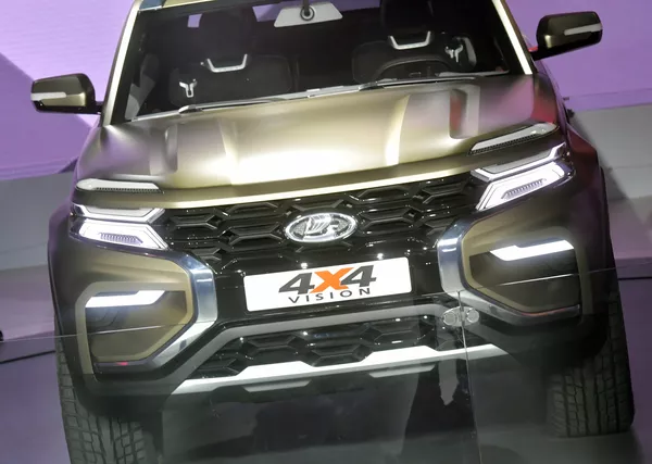 % LADA 4x4 Vision