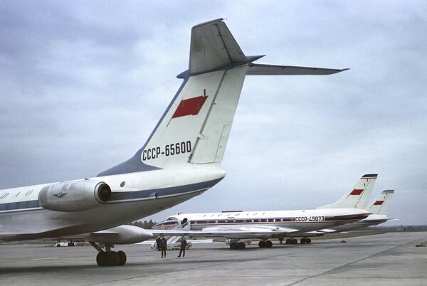 Самолеты Ту-134 в аэропорту Внуково