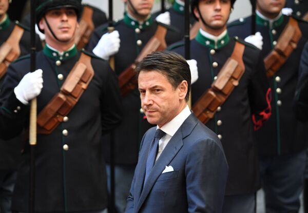 %Премьер-министр Италии Джузеппе Конте