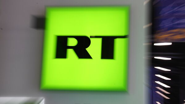 %Логотип телеканала RT (Russia Today)