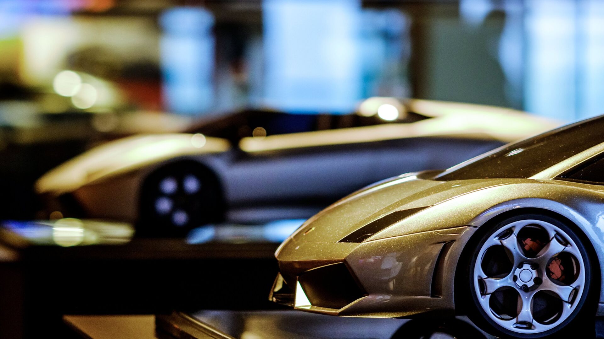 % Открытие выставки Ламборгини: легенда дизайна в музее Эрарта - ПРАЙМ, 1920, 08.03.2022