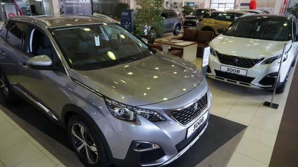 %Автомобили Peugeot 3008