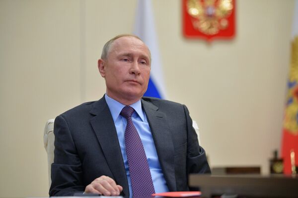 %Президент РФ В. Путин провел заседание Совбеза РФ