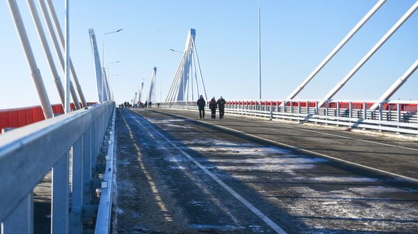 Мост через Амур между Россией и Китаем