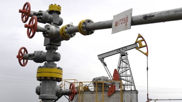 Нефтяные фьючерсы нацелены на повышение по итогам второй недели подряд