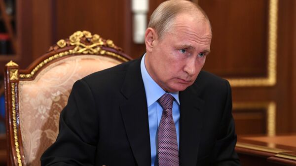 Президент РФ В. Путин встретился с директором Росфинмониторинга Ю. Чиханчиным