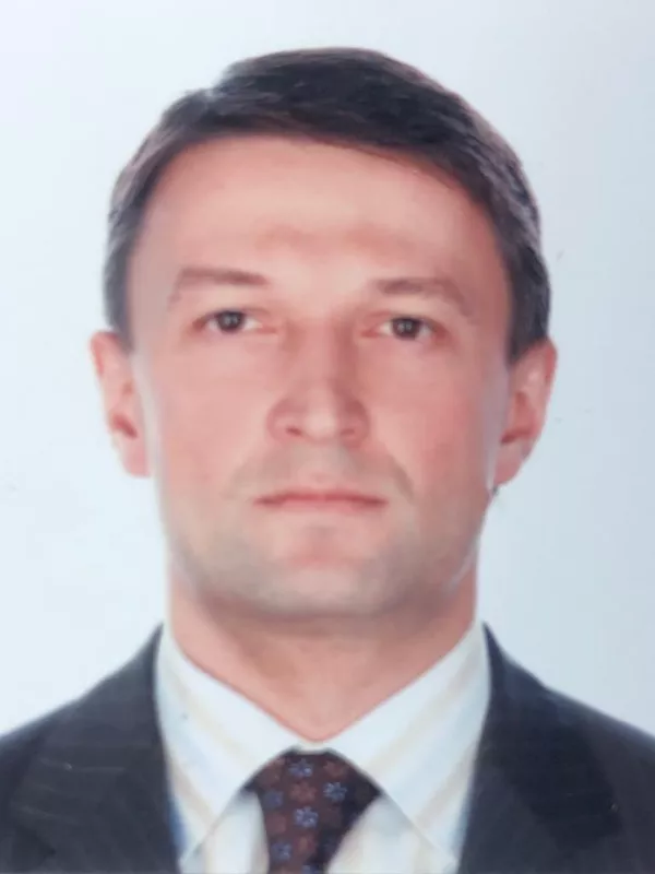 Альберт Хадисов