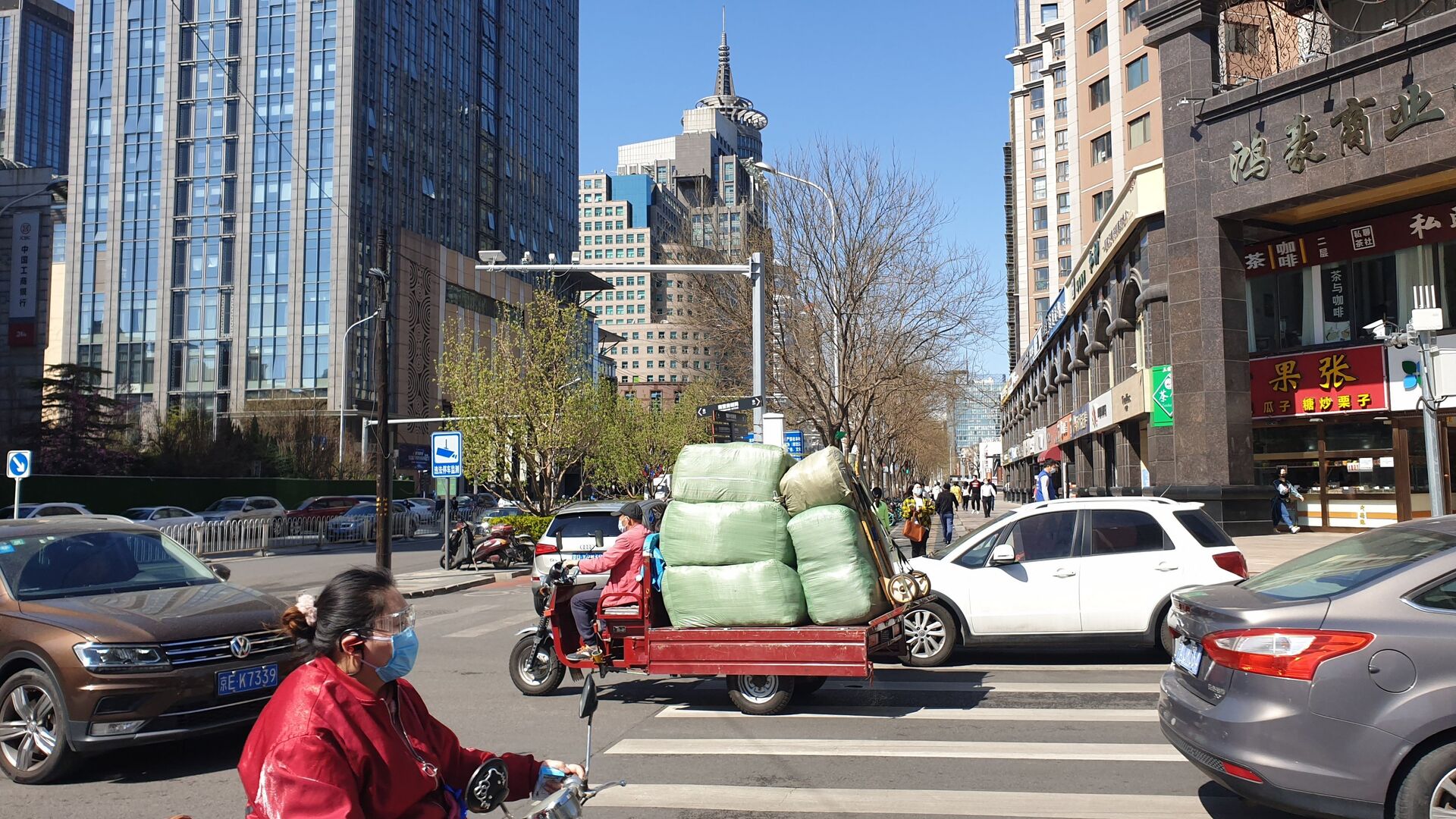 Повседневная жизнь в Пекине Повседневная жизнь в Пекине - ПРАЙМ, 1920, 24.11.2020