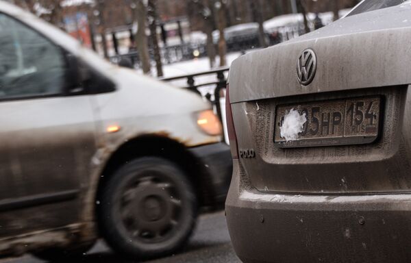 Автомобиль с плохо читаемым государственным регистрационным знаком в Москве