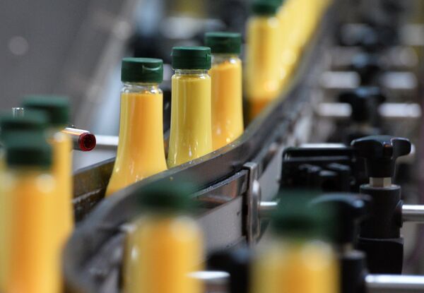 Линия розлива соуса на заводе компании Нэфис-Биопродукт в Казани