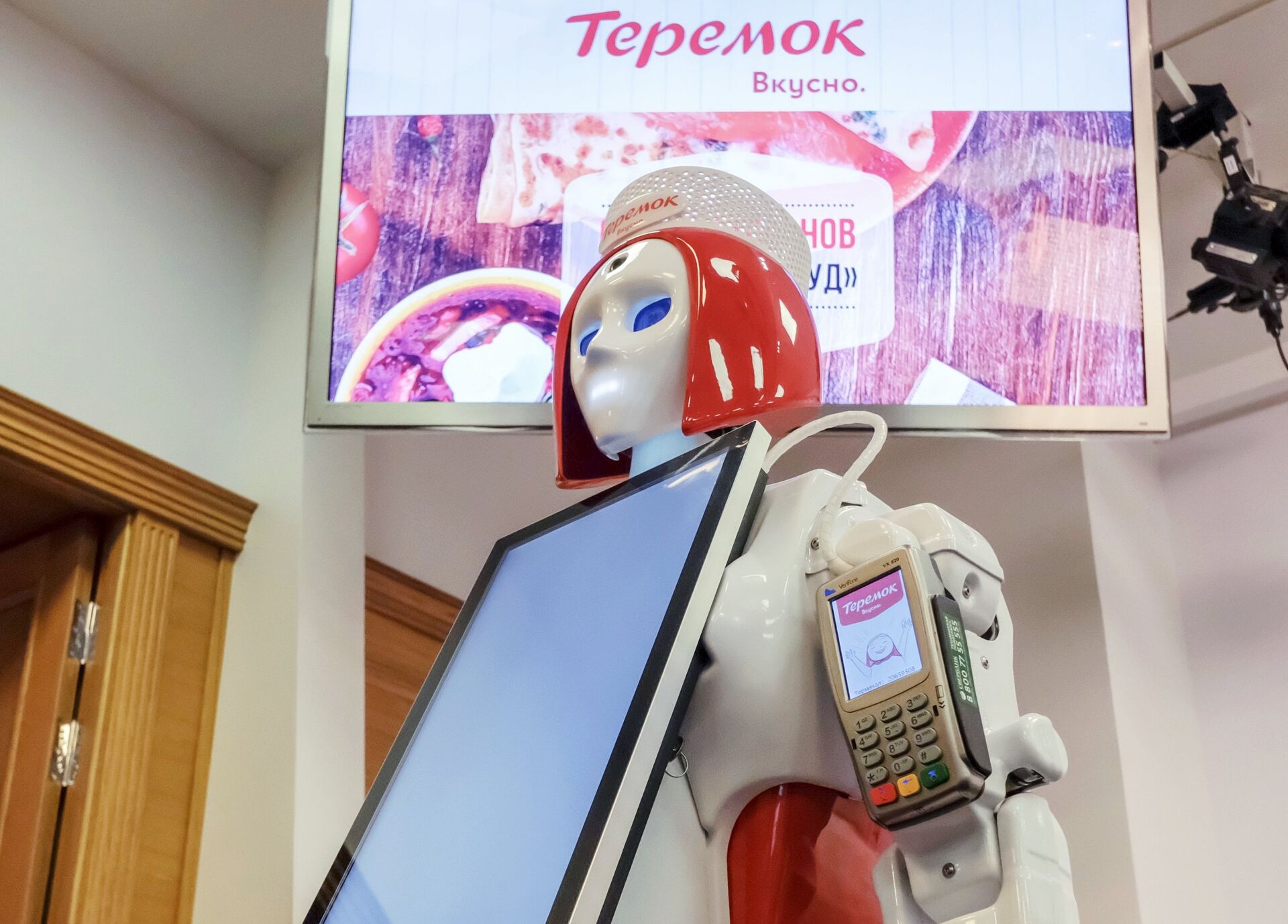 Презентация андроида-кассира Маруся для сети ресторанов Теремок - ПРАЙМ, 1920, 21.04.2021