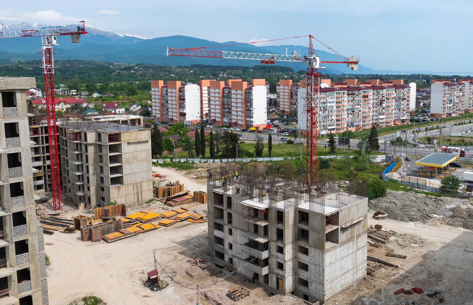 Строительство жилого комплекса в Сочи - ПРАЙМ, 1920, 21.05.2021