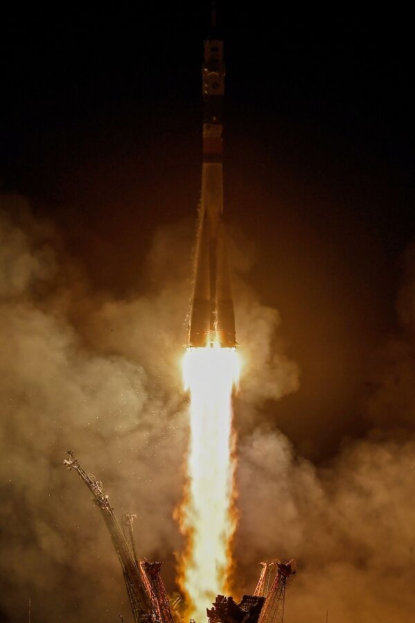 Возвращение экипажа космического корабля Союз МС-08