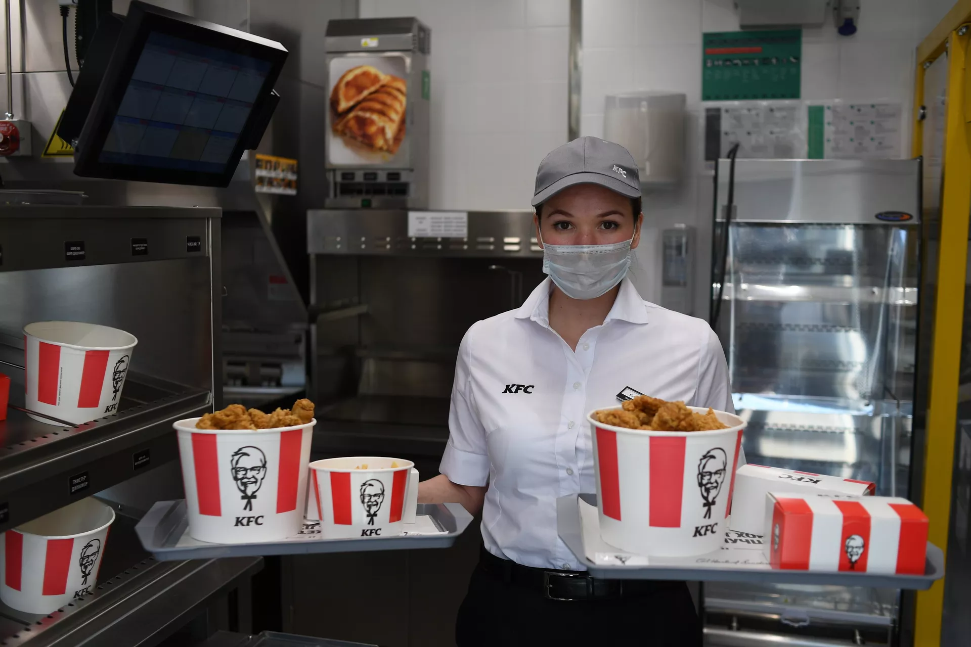 Компания KFC готовится к открытию ресторана без кассиров в Москве - ПРАЙМ, 1920, 29.07.2021