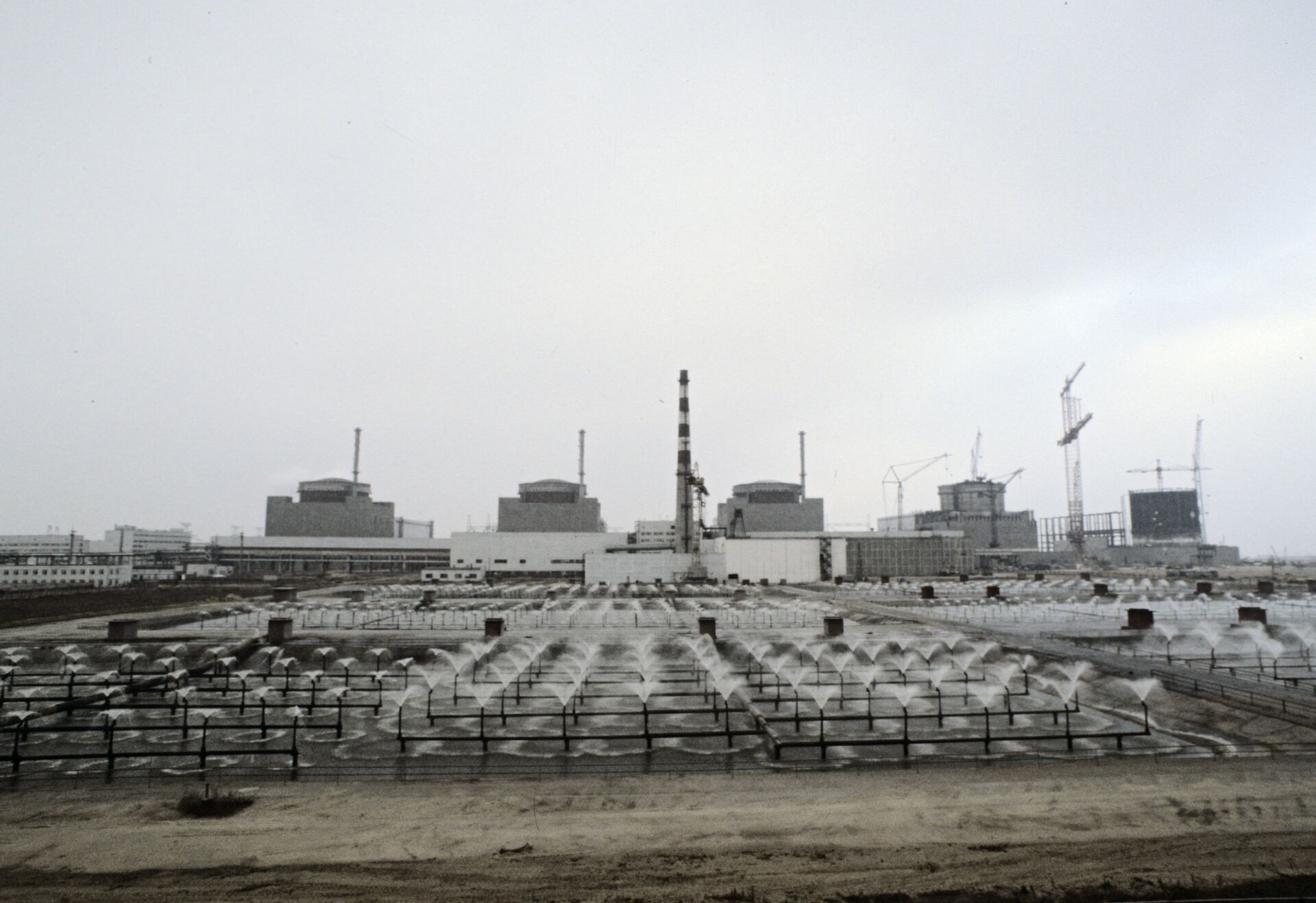Панорама строительства Запорожской атомной электростанции - ПРАЙМ, 1920, 16.08.2022