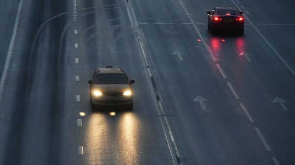 Движение автотранспорта