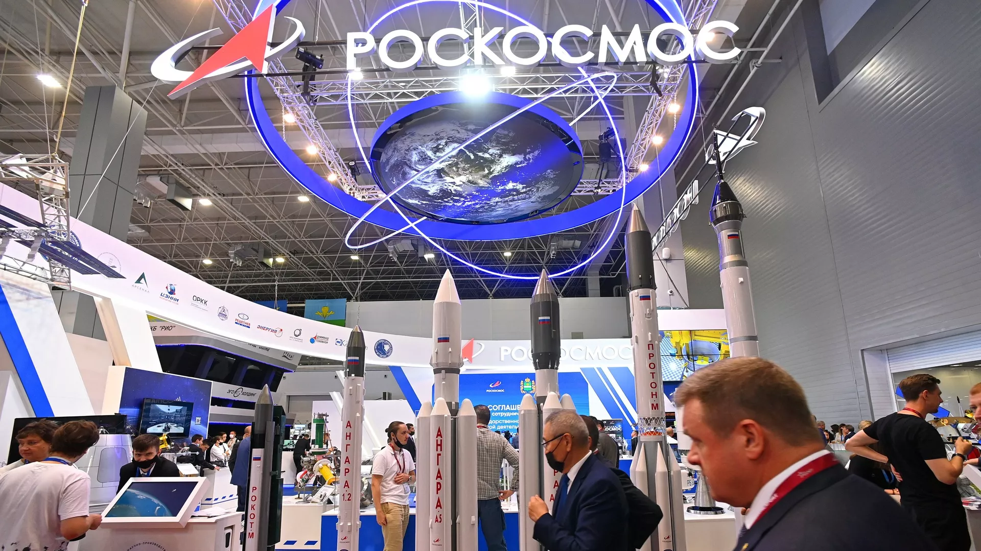 Стенд госкорпорации Роскосмос на форуме Армия-2021 - ПРАЙМ, 1920, 21.12.2022