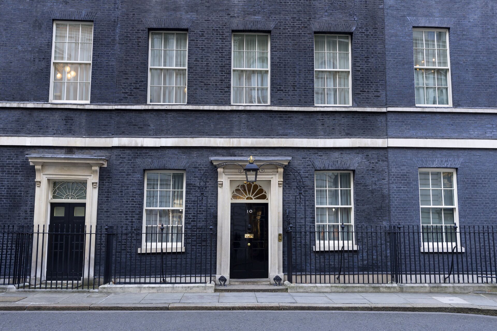 10 Даунинг-стрит - официальная резиденция и офис премьер-министра Великобритании в Лондоне. - ПРАЙМ, 1920, 09.01.2023